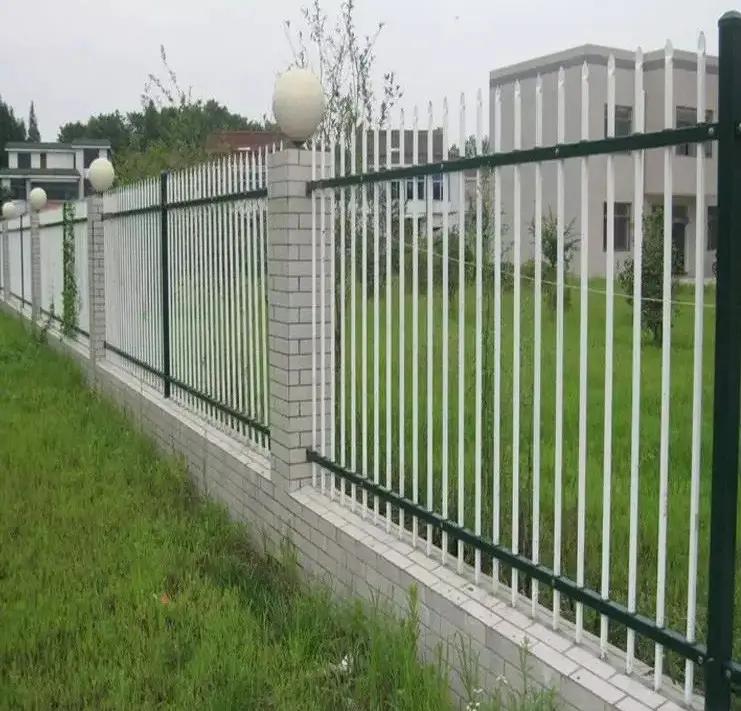 金屬護(hù)欄網(wǎng) 如何選擇更佳材料？全面解析護(hù)網(wǎng)及類似品的制造